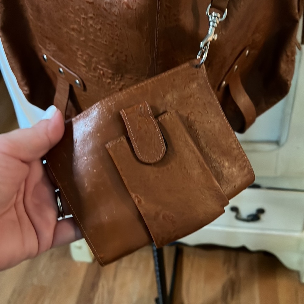 MARIA by enmon genuine leather bag with small matching bag - Picture 6 of 6